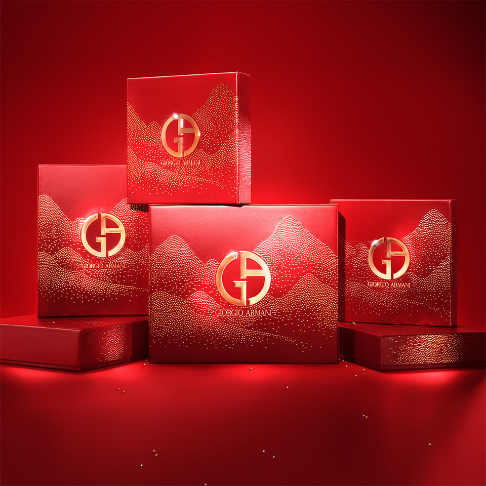 Giorgio armani website online